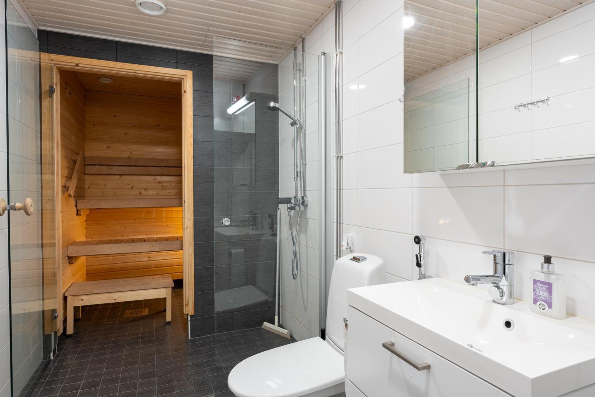 Easy Stay Rooms & Apartments Near Airport Vantaa Exterior foto
